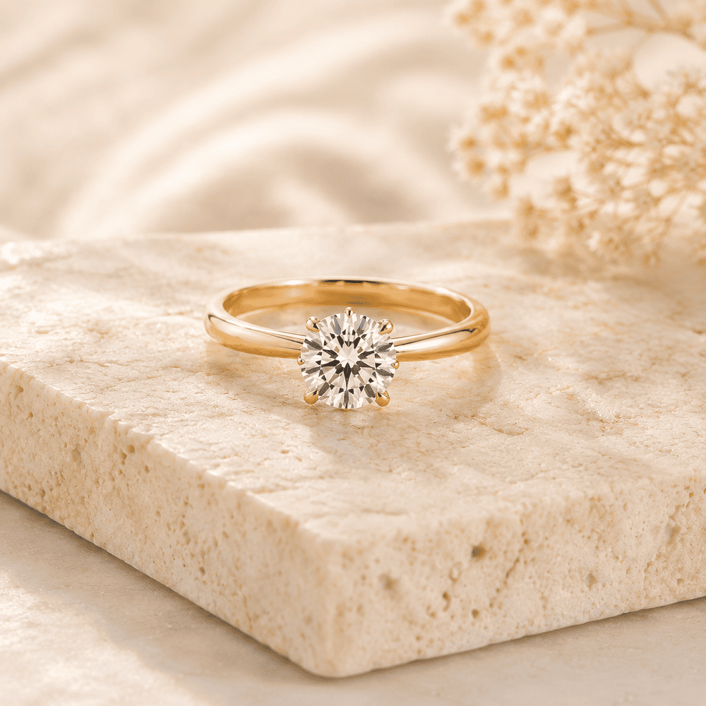 Luxury gold rings collection